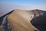 Le volcan Ol Doinyo Lengaï en Tanzanie montre des signes de réveil. © Koppers, Adobe Stock