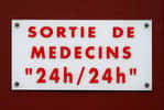 Ce sont les patients qui sortent du pays pour aller voir des médecins à l'étranger. © Zigazou76, Flickr, CC BY-SA 2.0