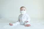 Des médecins ont eu affaire au cas d’un bébé avec une charge virale anormalement élevée. © noeliauroz, Adobe Stock