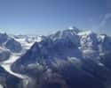 &Agrave; cause du réchauffement climatique, des éboulements de roche sont observés de plus en plus fréquemment sur le massif du Mont-Blanc. &copy; Zulu, Wikipédia, cc by sa 3.0