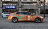 Volvo a commencé à tester ses véhicules autonomes sur les routes de la ville suédoise de Göteborg. Le projet Drive Me ambitionne de faire circuler une centaine de ces voitures d’ici 2017. © Volvo Car Group