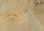 C'est grâce aux images satellites que le cratère Kamil (au centre de cette photographie montrant un coin du désert égyptien) a été découvert en 2008. Crédit Google Earth
