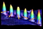 Une des images montrant les atomes de cobalt vus au microscope à effet tunnel. Les flèches indiquent l'orientation du spin de ces atomes. Crédit : Saw-Wai Hla, Ohio University