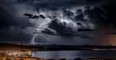 De violents orages se sont acharnés sur le Gard en ce 14 septembre 2021 au matin. © Charles de Lisle, Adobe Stock