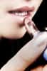 Le rouge à lèvres figure parmi les produits susceptibles de contenir des perturbateurs endocriniens, connus pour leur effet néfaste sur la fertilité. © Peteriancovici, StockFreeImages.com