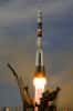 La récente série d'échecs qui a provoqué la perte de six satellites montre que bon nombre de lanceurs russes sont en fin de cycle. Si elle veut conserver son rang de puissance spatiale, la Russie serait bien inspirée d'accélérer le développement des futurs lanceurs Angara. À l'image, le décollage d'un Soyouz avec à son bord un équipage de trois astronautes, dont l'Européen Frank De Winne (mai 2009). © Esa/S. Corvaja