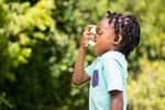L'asthme allergique est une affection respiratoire courante qui touche de nombreuses personnes. © WavebreakmediaMicro, Adobe Stock