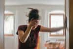 Attention à ces signes discrets qui pourraient être les premiers symptômes d’un cancer. © Tunatura, iStock
