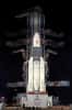 La fusée indienne GSLV-MkIII sur le pas de tir le 14 juillet 2019, à quelques heures du lancement de Chandrayaan-2, avant que celui-ci ne soit annulé au dernier moment. © ISRO