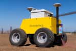 Le robot dépose un marquage à bombe de peinture. © Civ Robotic
