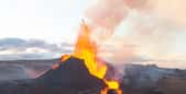 Le dioxyde de soufre provient de l'ouverture de fissures sur un volcan situé dans la péninsule de Reykjanes en Islande. © Thorir, Adobe Stock