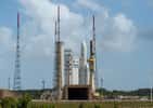 Ariane 5 transférée sur son pas de tir de l'Ensemble de Lancement Ariane n°3, d'où sera effectué le lancement. © Esa, Cnes, Arianespace, service optique CSG