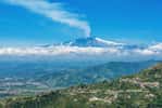 L’Etna est le plus haut et le plus actif des volcans d’Europe. © XtravaganT, Fotolia