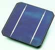 Un panneau solaire photovoltaïque à silicium monocristallin. © Domaine public