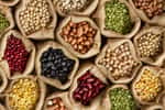 La campagne « Beans is how » de l'ONU a pour but de multiplier la consommation d'haricots par deux d'ici 5 ans. © piyaset, Adobe Stock