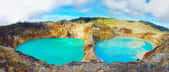 Les deux lacs centraux de Kelimutu et leurs couleurs hypnotisantes ! © Olga Khoroshunova, Adobe Stock