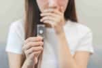 Il faut prendre le comprimé le plus tôt possible après le rapport à risque. © KMPZZZ, Adobe stock