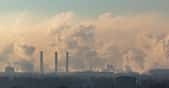 Des chercheurs viennent de mesurer l’impact de la pollution de l’air sur la pandémie de Covid-19. Dans le monde, elle contribue à 15 % des décès. © schankz, Adobe Stock