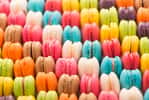 Comment obtenir des macarons de toutes les couleurs ? © KiteStudio, Adobe Stock