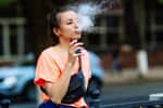 Les États-Unis vont interdire les e-cigarettes aromatisées. © licsiren, IStock.com