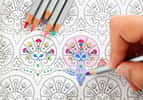 Les coloriages mandalas sont à la mode. Ils auraient un effet apaisant. © tomertu, Shutterstock