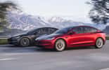 La nouvelle Tesla Model 3 vient d’être dévoilée. Elle change de design pour plus d’autonomie. © Tesla