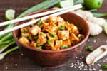 Le tofu est originaire d’Asie. © yuliiaholovchenko, Fotolia