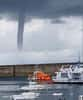 Les sauveteurs en mer (SNSM) de la Presqu'île de Quiberon ont pris cette photo de la trombe marine ce samedi. @ SNSMQuiberon