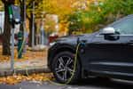 La baisse du prix des batteries aura un impact majeur sur le marché de l’automobile électrique dans les prochaines années. © nrqemi / IStock.com