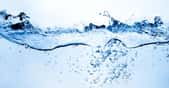 Ce sont les liaisons hydrogène qui donnent à l’eau ses propriétés particulières.&nbsp;© robert_s, Shutterstock