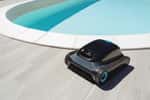 Les robots de piscines sont indispensables pour un entretien régulier de votre bassin © Arsenii, Adobe Stock
