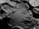 Des images prises à seulement  130 km de la surface de la comète 67P/Churyumov-Gerasimenko. © Esa/Rosetta/MPS for Osiris Team MPS/UPD/LAM/IAA/SSO/INTA/UPM/DASP/IDA