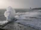 Le port du Conquet le jour de la tempête Johanna (10 mars 2008), un événement qui correspond au cas particulier étudié par l'équipe de chercheurs français. © Steven Lamarche, Ifremer.