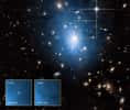 Une image composite de l'amas de galaxies Abell 1795 montre en bleu ses émissions de rayons X vues par Chandra et surimposées à celles dans le visible observées par le télescope Canada-France-Hawaï. En bas à gauche, les observations de Chandra montrent une galaxie naine dans laquelle une source brillante de rayons X est bien visible avant 2005, mais cesse de l'être après. Il s'agirait des émissions du disque d'accrétion d'un trou noir intermédiaire ayant disloqué une étoile et avalant son gaz. © Pour les images en rayons X : Nasa, CXC, University of Alabama, W. P. Maksym et al., CXC, GSFC, UMD, D. Donato et al. ; pour les images d’Abell 1795 dans le visible : CFHT