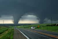 Une double tornade au Nebraska en 2014. © Trent Boster, NWS