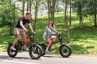 Avoir une vélo électrique adapté à son style de vie permet d'en profiter à chaque instant © LANKELEISI