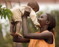 En Afrique, les infections palustres contractées en cours de grossesse tuent chaque année 10.000 femmes et entre 75.000 et 200.000 enfants de moins d’un an. © 3Roll BAck Malaria