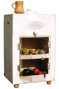 Le réfrigérateur sans électricité de l'entreprise indienne Mitticool. Il est en argile et il faut l'arroser régulièrement d'eau. L'évaporation produit la fraîcheur. © Mitticool