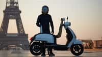 L’impact sur le réchauffement climatique du scooter AM1 est près de huit fois moins élevé que celui d’un scooter thermique. © Mob-ion