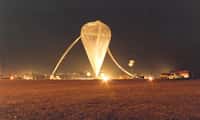 Le ballon décolle pour son voyage dans la stratosphère. © Isro