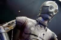 Un C-3PO rouillé, le droïde est un personnage de la saga "La Guerre des étoiles". © Creative Commons - Roger Bits