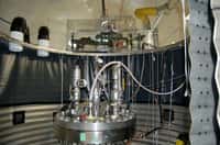 Une vue de Coupp 60 destinée à détecter des particules de matière noire. L'expérience contient environ 30 litres de CF3I pesant 60 kg. © Snolab