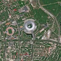 Astrium a&nbsp;pris pour habitude de faire photographier par ses satellites les infrastructures des grands événements sportifs planétaires. Après les Jeux olympiques de Vancouver, les stades de la Coupe du monde de football de 2010 et avant les J.O. de Londres, découvrez depuis l'orbite terrestres 3 des 8 stades de l'Euro 2012 de football. À l'image, le stade ukrainien de&nbsp;Donetsk.&nbsp;© Cnes 2012/Astrium Services/Spot Images