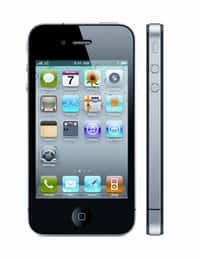 L'iPhone 4 et la pomme de discorde : le bandeau métallique entourant les antennes qu'il faudrait éviter de toucher en bas à gauche, là où il s'interrompt. © Apple