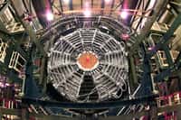 Une vue du détecteur Star du RHIC (Relativistic Heavy Ion Collider). On se sert notamment de cet accélérateur pour produire un plasma de quarks-gluons en provoquant entre en collisions des ions lourds, par exemple des noyaux d'or. © Brookhaven National Lab