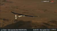 L'avion solaire HB-SIA, de Solar Impulse, aux mains d'André Borschberg, peu après son décollage de Ouarzazate. L'appareil, en route vers Rabat,&nbsp;est en train de monter pour franchir la chaîne de l'Atlas marocain.&nbsp;© Solar Impulse