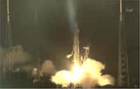 Dans le ciel de Floride, ce 22 mai 2012 à 7 h 44 TU, le lanceur Falcon-9 décolle de Cap Canaveral. Ce nouveau système de transport spatial, entièrement privé, pourrait bien révolutionner les politiques futures de l’accès à l’espace (à l'image, le Falcon-9). © Nasa
