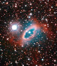 SuWt2 dans toute sa splendeur. Crédit Nasa/Hubble Space Telescope