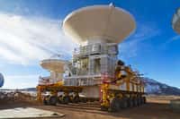 Première antenne européenne destinée au radiotélescope Alma. © ESO/S. Rossi