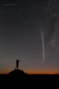 La fin de l'année 2011 aura été marquée par le passage de la belle comète Lovejoy, découverte par l'astronome amateur australien Terry Lovejoy. © J. Hao